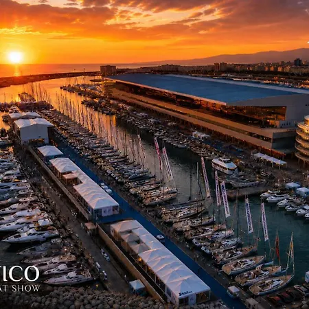 Waterfront Lux •1br • A/c • Gym• Parking • By Tilo Apartman
